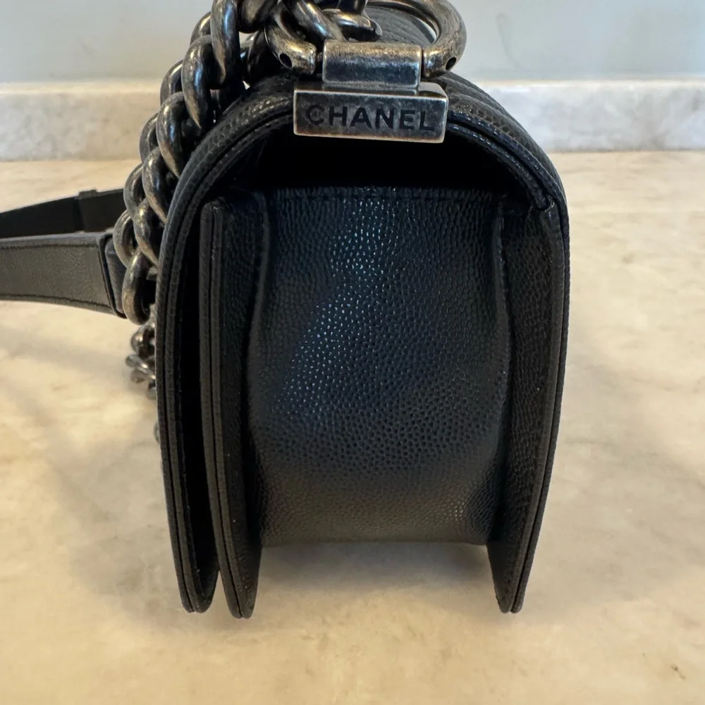 Chanel Black Quilted Leather Boy Bag - Picture 4 of 6